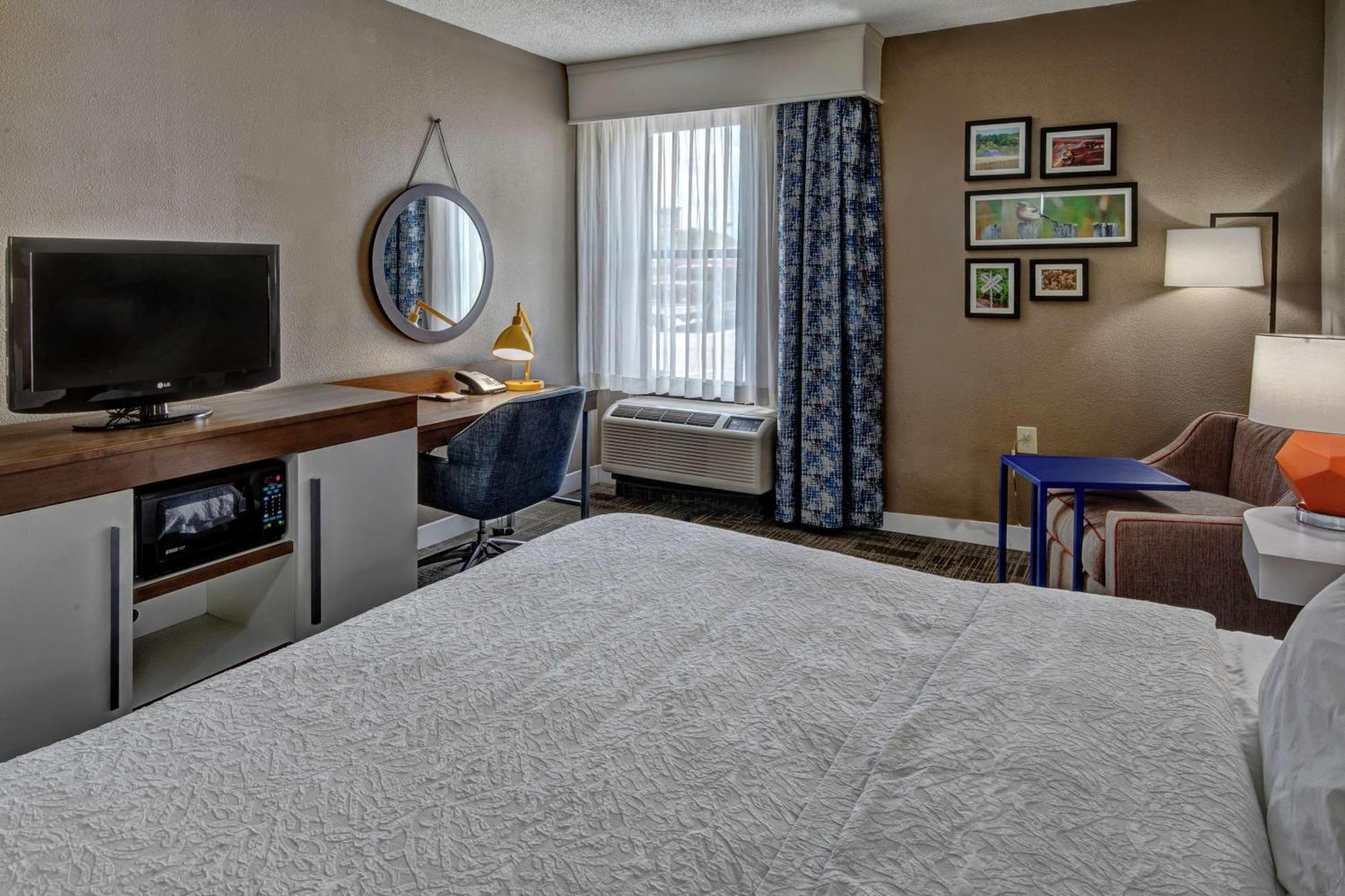 Hampton Inn Tullahoma Exteriör bild