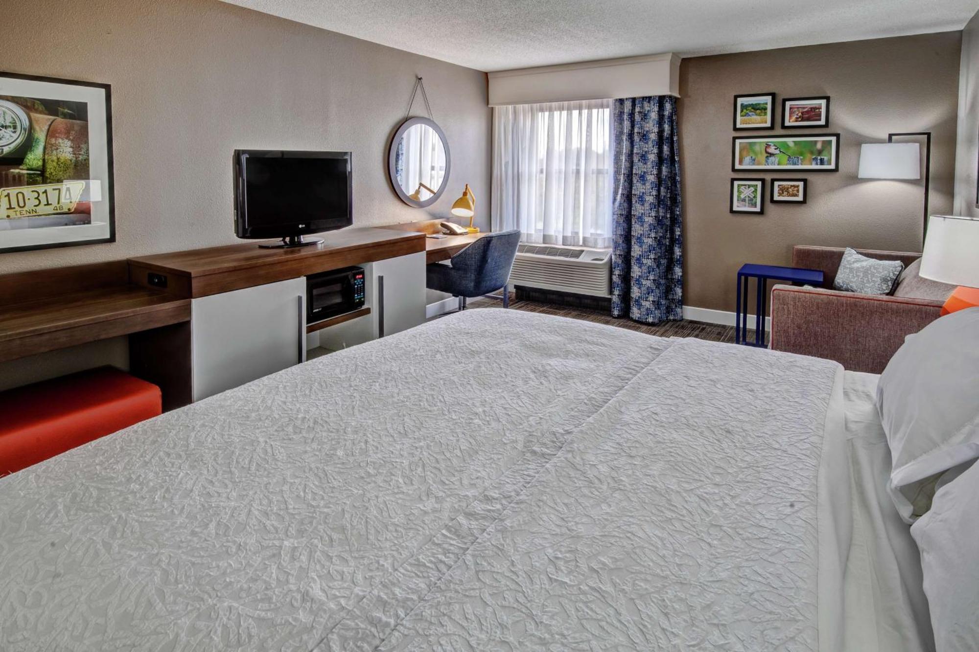 Hampton Inn Tullahoma Exteriör bild