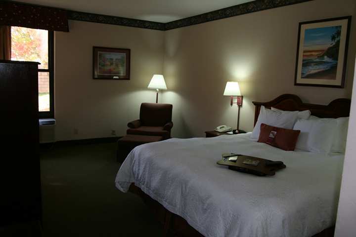 Hampton Inn Tullahoma Exteriör bild